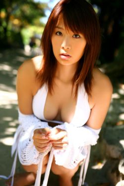 形容女子美貌的词语